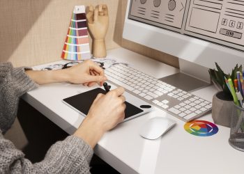 Construir una marca sólida para emisoras cristianas es clave para conectar con la audiencia.